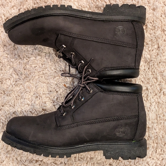 TIMBERLAND WOMEN'S NELLIE WATERPROOF CHUKKA BOOTS Black 7.5 - Picture 1 of 6